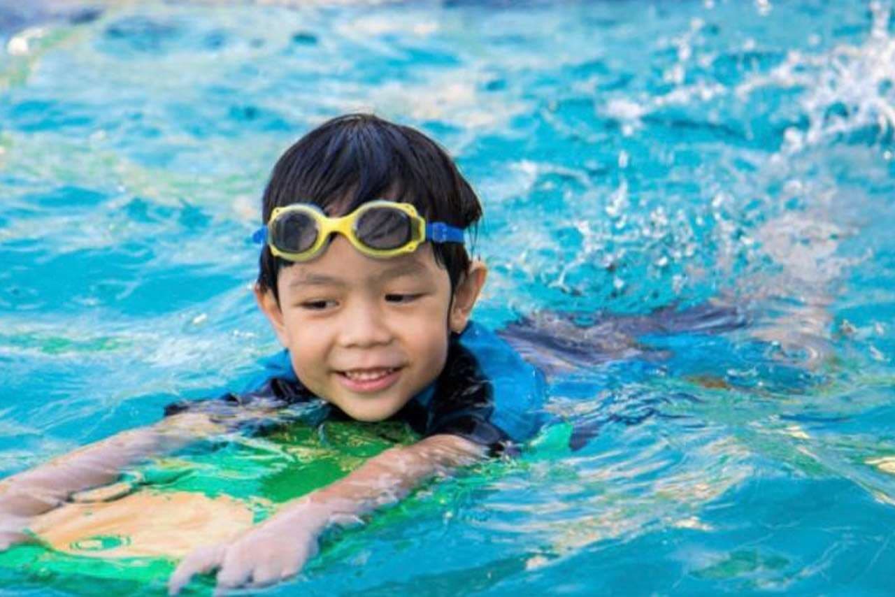 Swimming Lessons at Sporting Club Beach